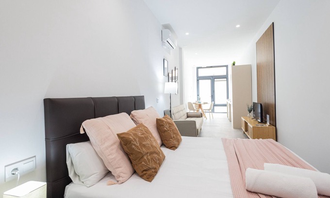 Na Rovella Apartamento | The Monteolivete Apartment B by Florit Flats