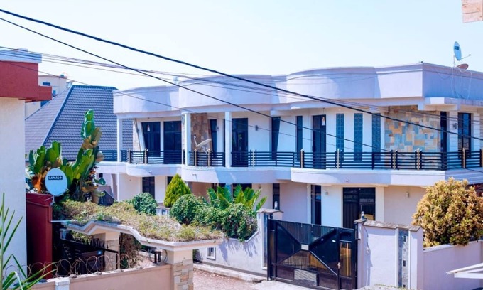 Gisenyi Apartamento | THE MOON 3-bedroom Apartment