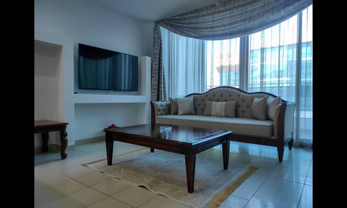 Les Berges Du Lac II Apartamento | El Loft Marroquí Con Jacuzzi