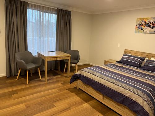 Swan View Hotel | The Morrison Motel