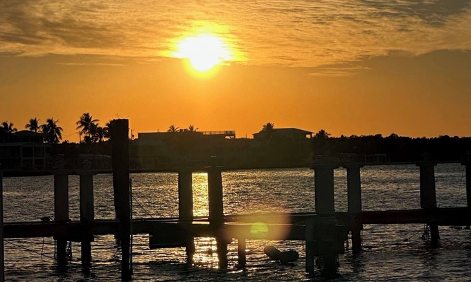 Key Largo Village Casa | THE MOST BEAUTIFUL SUNSETS at Coastal Waterway, in Key Largo FL!