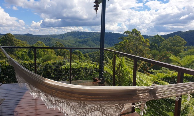 Wongawallan Casa | The Mountain View Retreat