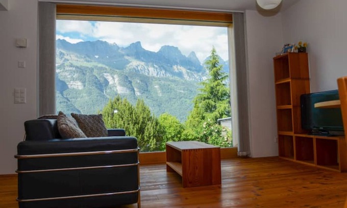 Quarten Apartamento | The Mountains are Calling Retreat