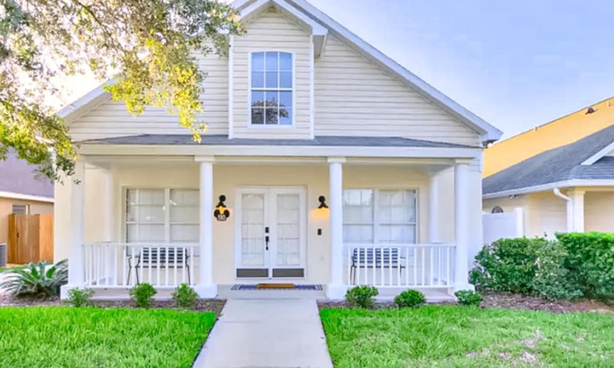 Bridgewater Crossing Casa | The Mouse House