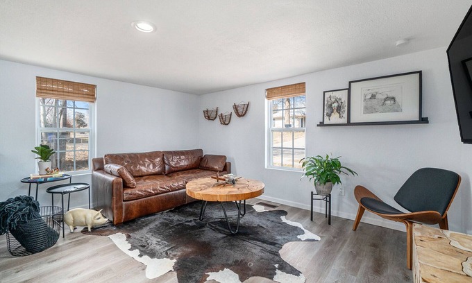 Olathe Casa | The Mulberry House: Cozy Home In Downtown Olathe