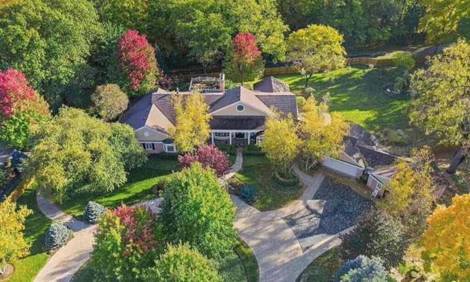 Rockford Casa | The Mulford Complex Private Estate with Pool & Hot Tub