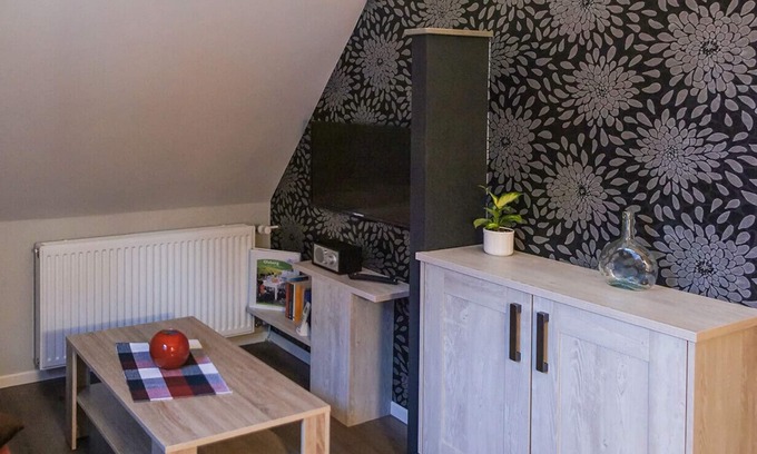 Wulmeringhausen Apartamento | El apartamento ordenado es su punto de partida central para sus actividades.