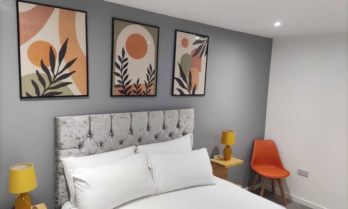Banbury Casa | The Nest, 4 bedroom house