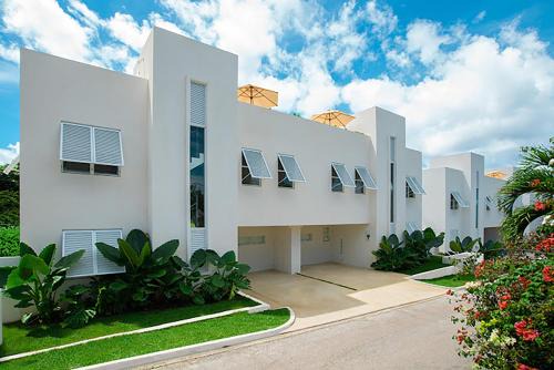 Mount Standfast Casa | The Nest at Garden Grove 2 Bedroom