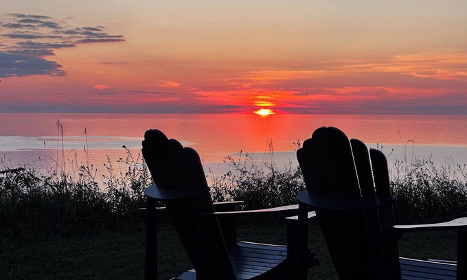 Zurich Cabaña | The Nest at The Beach House on Lake Huron Guest suite, family getaway