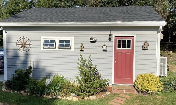 Oak Bluffs Apartamento | The Nest, Comfortable, Cozy and Convenient