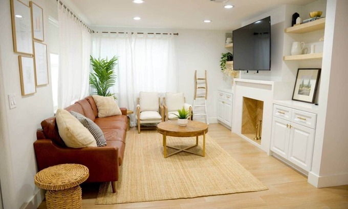 Downtown Hollywood Casa | The Nest in Hollywood