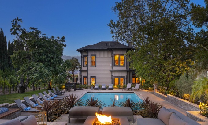 Geyserville Hotel | The New Hope Merrill House