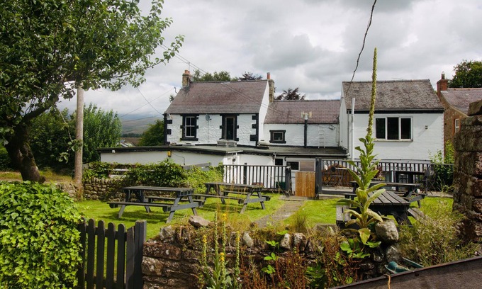 Brampton Cabaña | The New Inn 1730