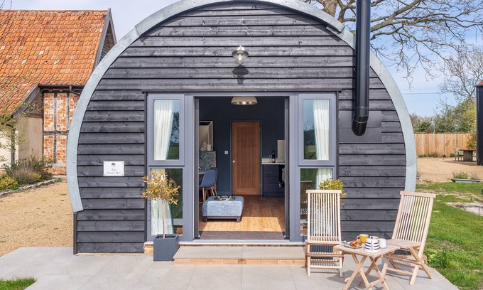 Woodbridge Cabina | The Nissen Hut at Green Valley Farm, Ubbeston
