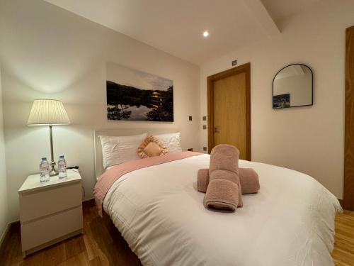Queen's Park Apartamento | The Noko 2 Bedroom Apartment Central London by Wild London