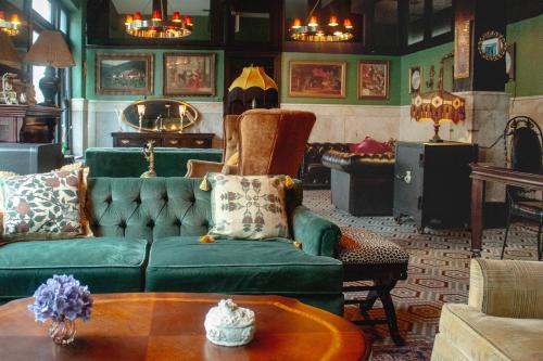 Nolita Hostal | The Nolita Express Hostel