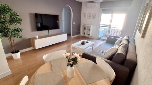 Guadalmar Apartamento | The Nomads Hideout