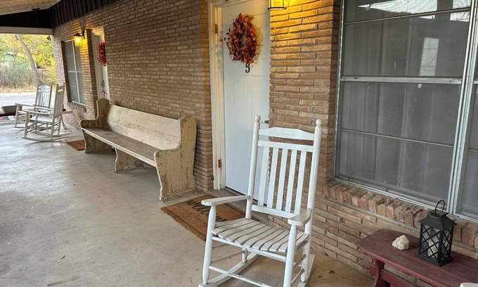 Barksdale Complejo | The Nueces River Retreat - sleeps 20, in charming Barksdale, TX