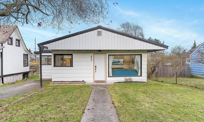 Port Angeles Casa | The NW Olympic Retreat just minutes away from Olympic National Park PET FRIENDLY