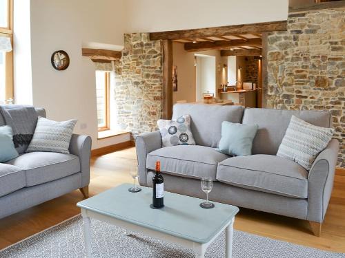Worlington Casa | The Oak Stall - Uk11023
