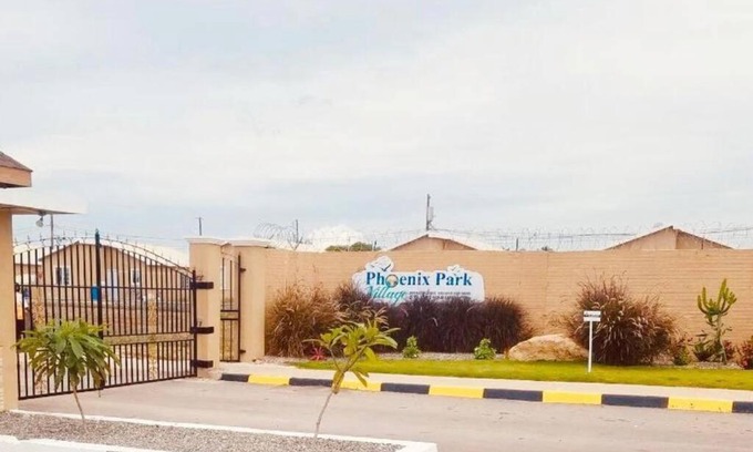 Portmore Casa | The Oasis at Phoenix Park
