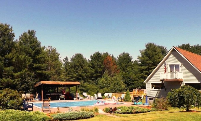 West Oneonta Casa | The Oasis, baseball families perfect lodging, easy 8-10 minute drive.