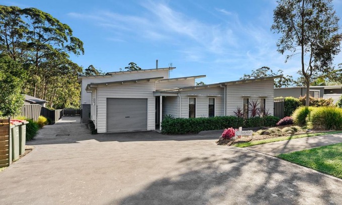 Huskisson Casa | The Oasis of Calm by Experience Jervis Bay
