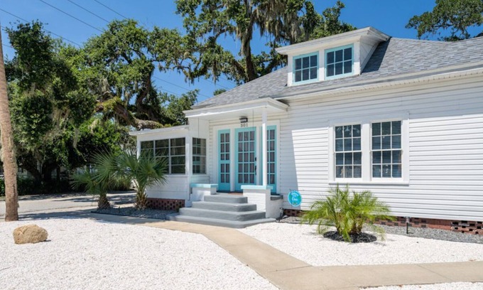 Historic District Casa | The Oasis: Your NSB Pool Retreat