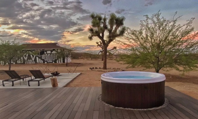 Yucca Valley Casa | The Ocotillo - Secluded Stargazing, Pool, Hot Tub, Art, Hiking + Stunning Views!