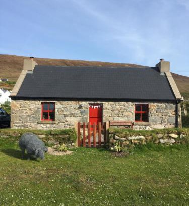 Doogort Casa | The Old Beach Cottage, Achill