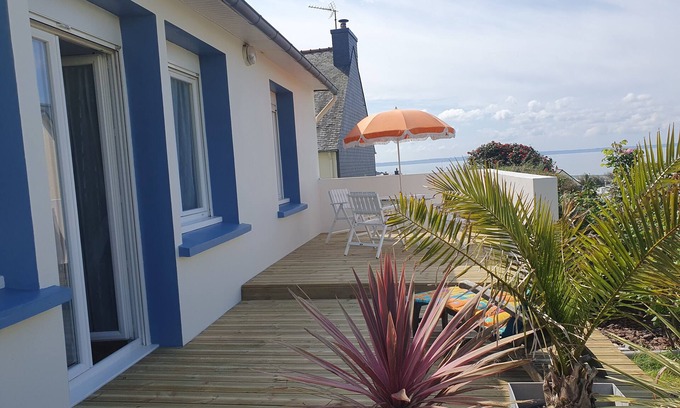 Telgruc-sur-Mer Casa | The old Caon grocery store