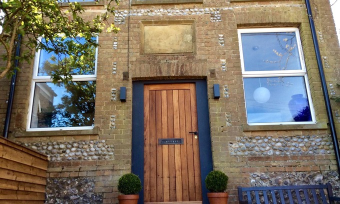 Syderstone Casa | The Old Chapel , Contemporary Accommodation