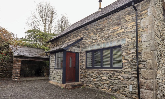 Crook Casa | THE OLD CHAPEL, family friendly, with open fire in Crook