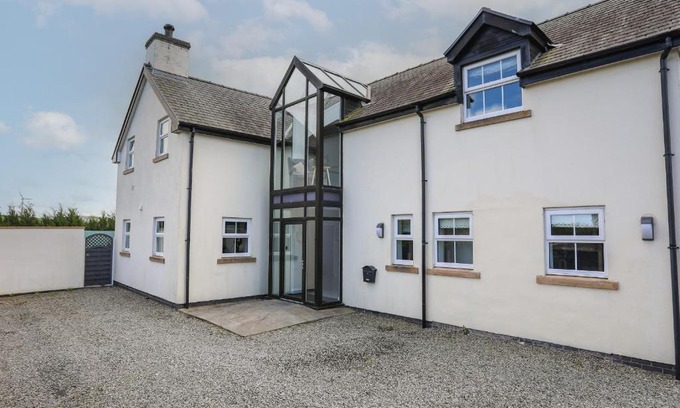Cemaes Bay Casa | The Old Coal Yard