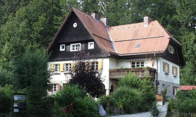 Lindberg Casa | The old customs house Zwieslerwaldhaus Bickels vacation apartments