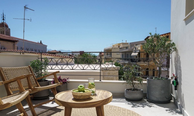 Rethymno Apartamento | The Old Distillery Premium Suites