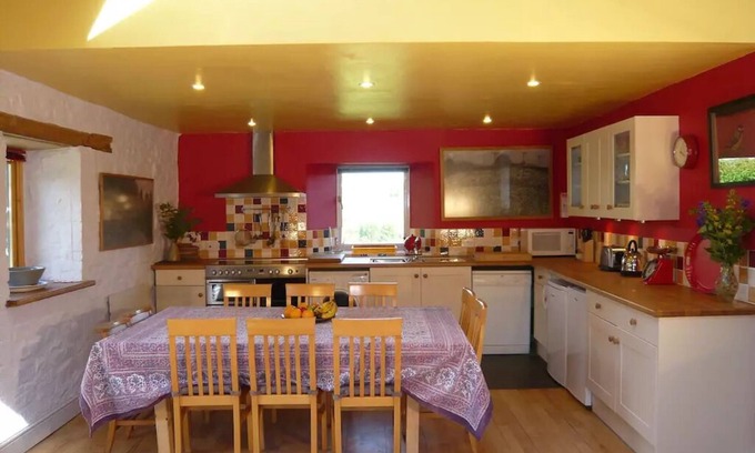 Kilgetty Otro | The Old farmhouse