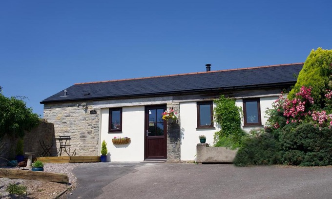 Dundon Casa | The Old Forge