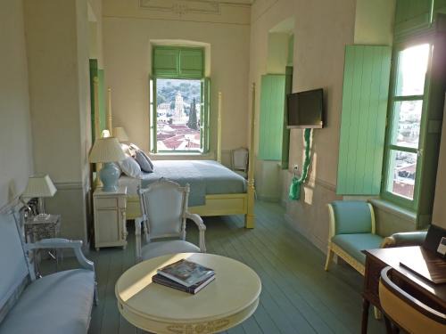Symi Hotel | The Old Markets