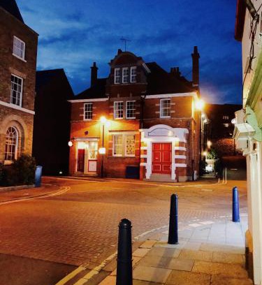 Hythe Casa | The Old Post Office Boutique Guesthouse