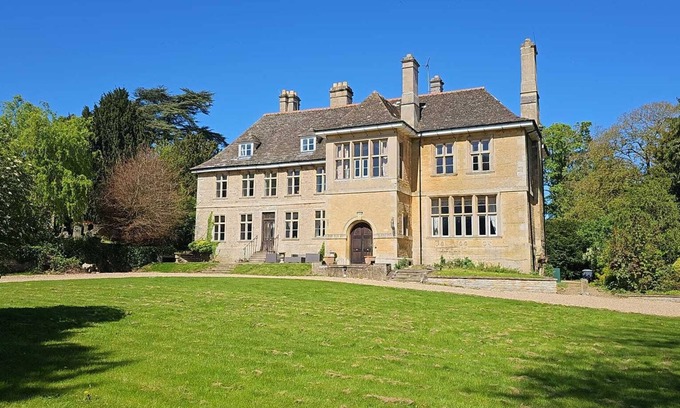 Fotheringhay Apartamento | The Old Rectory 10-12 bedrooms