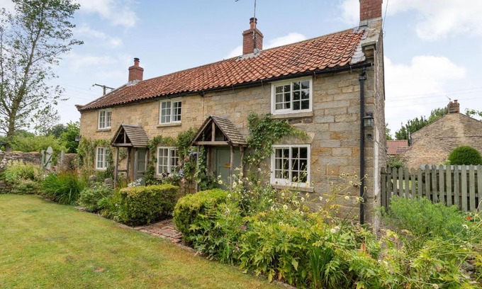 Cropton Casa | The Old Watchmaker's Shop