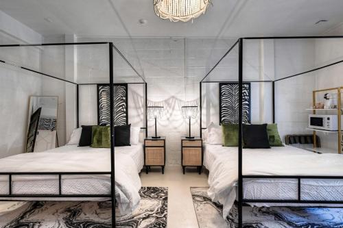 Galveston Hotel | The Oleander Hotel Room 8