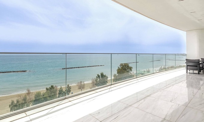 Neapolis Apartamento | The One I - Two Bedroom Apartment, Sleeps 4