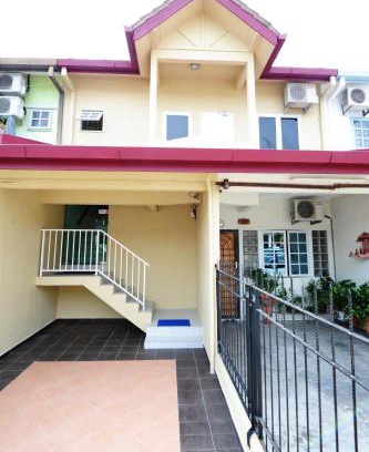 Taman Kota Laksamana Casa | The One Vacation Home