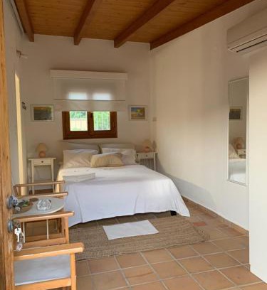 Mytikas Apartamento | The Orange Grove Garden Room