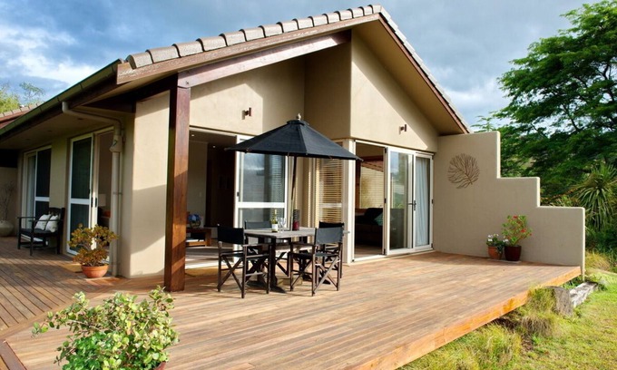 Coroglen Cabaña | The Orchard Cottage in the country.