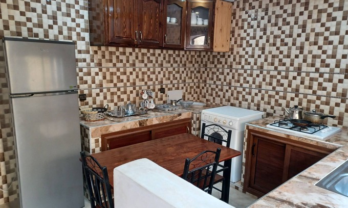 Ifrane Apartamento | The Orchard Apartment in Ifrane 'B': Cozy, Clean & Peaceful Apartments