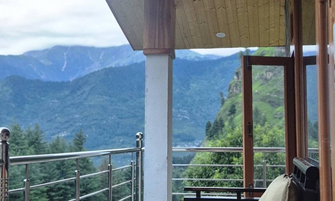 Manali Cabina | The Orchard Retreat VanVaas